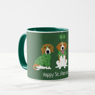 Caneca Cachorros de Beagle de Dia de São Patrício Feliz