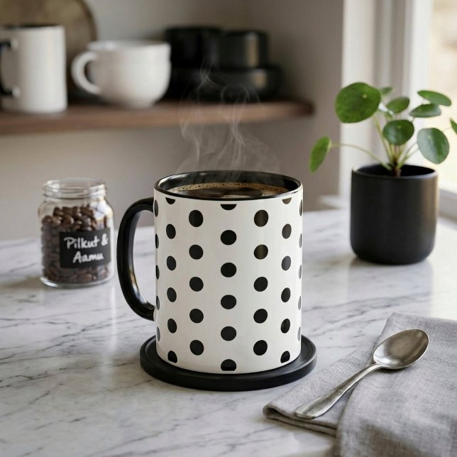 Caneca Café com Padrão de Bolinhas Pretas (Criador carregado)