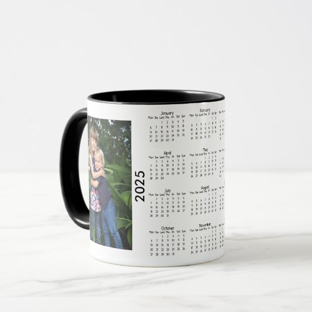Caneca Calendário Personalizado de Foto 2025 (Frente Esquerda)