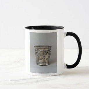 Caneca Cálice gravado com os esqueletos que guardaram