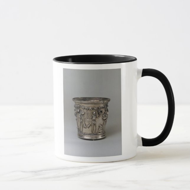 Caneca Cálice gravado com os esqueletos que guardaram (Direita)