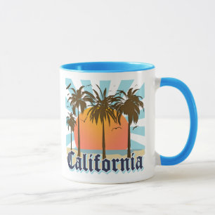 Caneca Califórnia encalha o por do sol