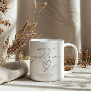 Caneca Caligrafia Elegante Cinza Nada Chique Só Amor