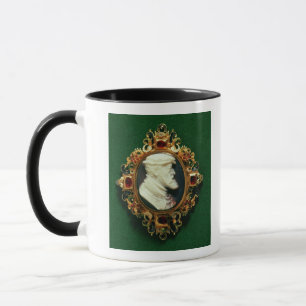 Caneca Cameo que carrega o retrato de Charles mim da