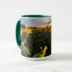 Caneca Campo de girassóis de florescência