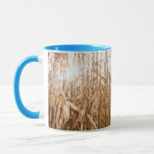Caneca Campo de milho em parte colhido