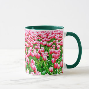 Caneca Campo de tulipas cor-de-rosa