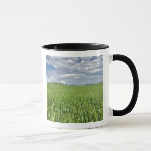 Caneca Campos de trigo e tração revestidos de uma cipre
