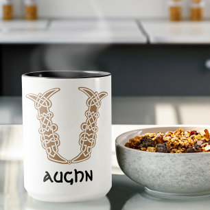 Caneca Capital Decorativo do Nó Celta do século XVI V Mug