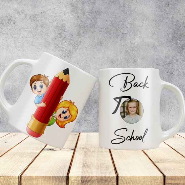 Caneca Cartoon Lápis | Voltar à escola (Criador carregado)