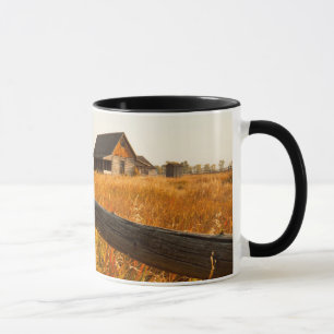 Caneca Casa de Fazenda e Cerca de Trilhos em Grand Teton