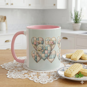 Caneca Casas de Campo Pastel Corações Remendados