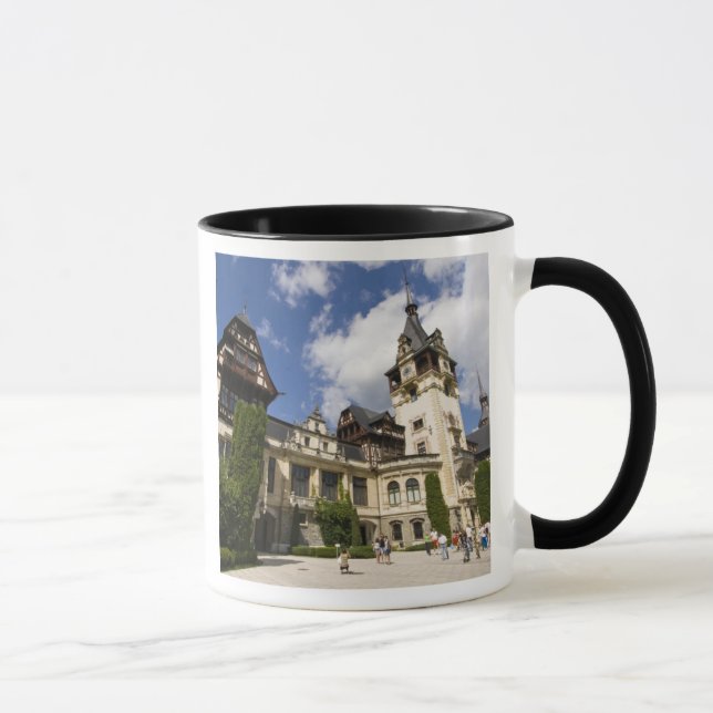 Caneca Castelo de Peles do Século XVIII, Sinaia, Romênia, (Direita)
