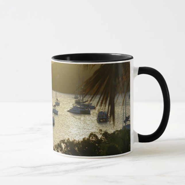Caneca Catamarans e embarcações de navegação (Direita)