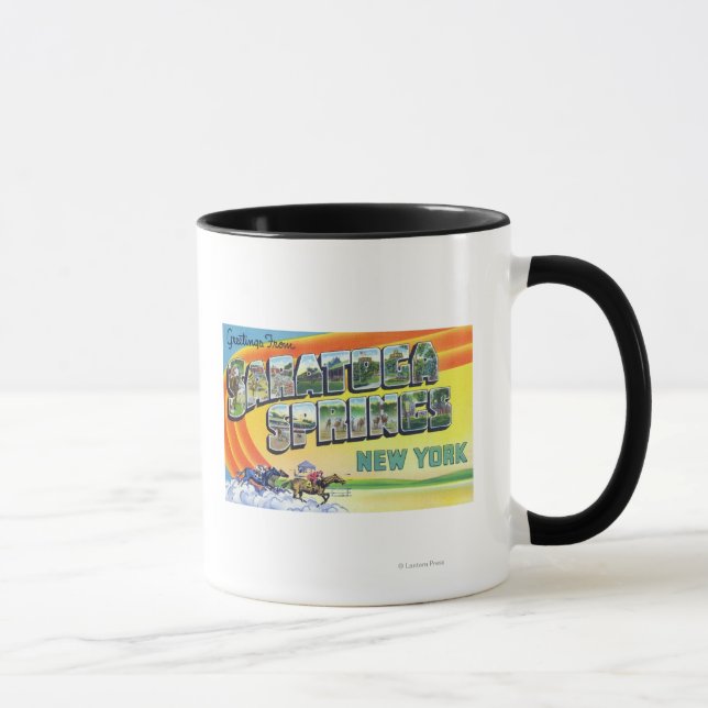 Caneca Cenas com letras grandes - Saudações de (Direita)