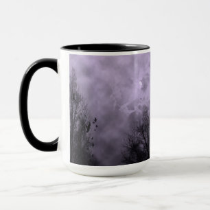 Caneca Céu Roxo Assombrado com Ravens Mug