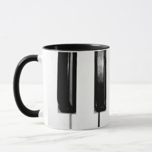 Caneca Chaves do Piano