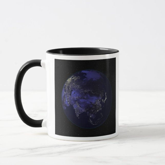 Caneca Cheio Terra à noite mostrando luzes da cidade (Esquerda)