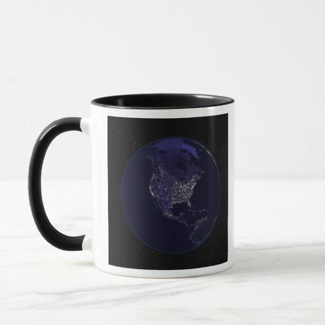 Caneca Cheio Terra à noite mostrando luzes da cidade 4 (Esquerda)