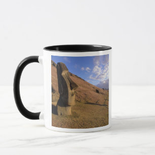 Caneca Chile, Ilha de Páscoa. Encosta com Moai