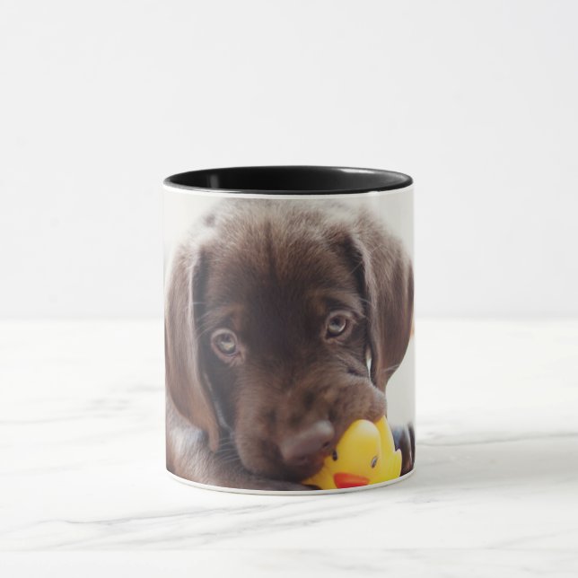 Caneca Chocolate Labrador Com Pato De Brinquedo (Centro)