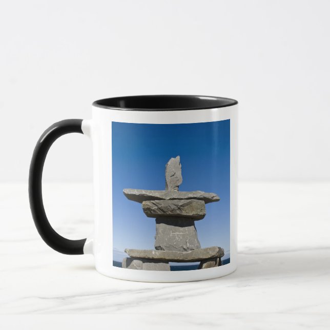 Caneca Churchill, Manitoba. Inukshuk (Esquerda)