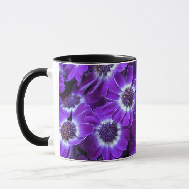 Caneca Cinerárias Brancas Roxas (Esquerda)
