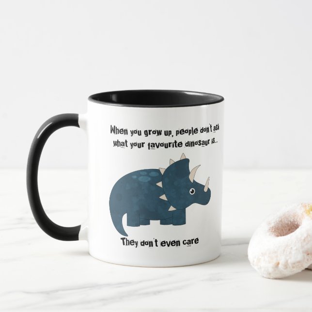 Caneca Citação Engraçada do Dinossaur Triceratops Favorit (Com Donut)