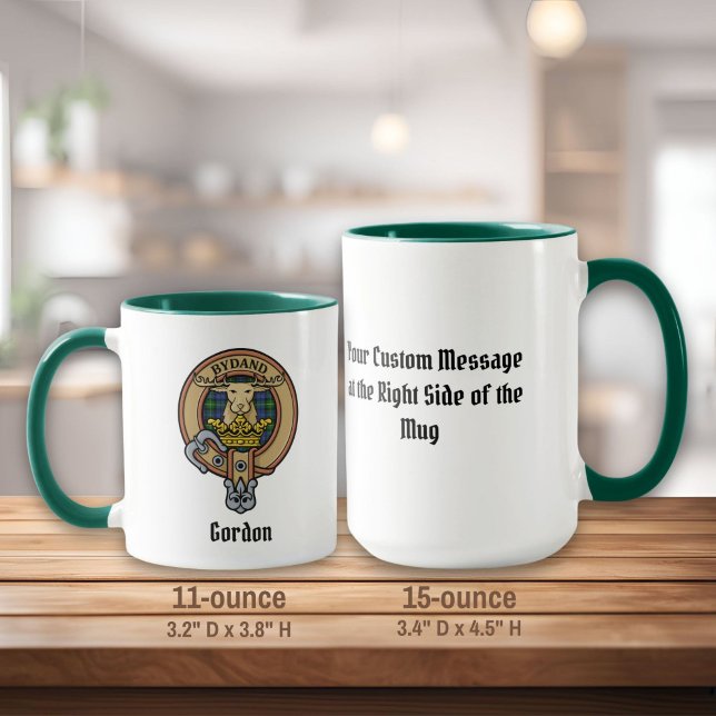 Caneca Clan Gordon Crest sobre Tartan Mug (Criador carregado)