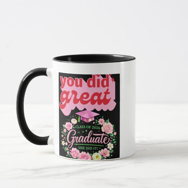 Caneca Class of 2026 Graduate She Did It Pink Floral Grad (Esquerda)