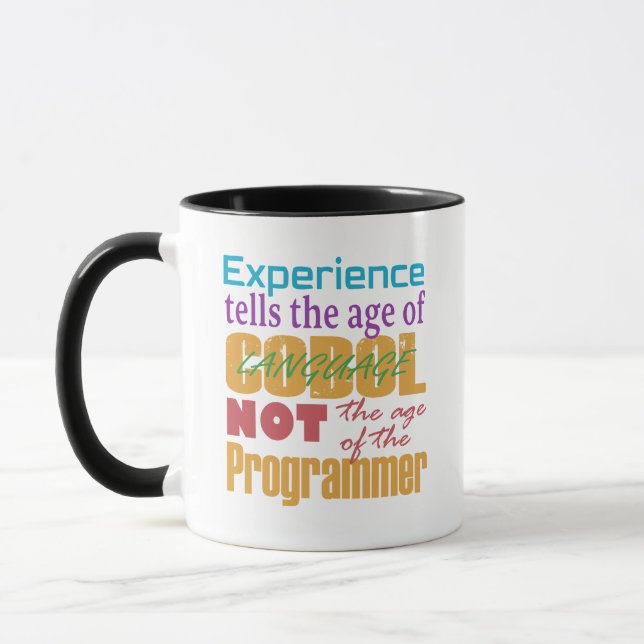 Caneca Cobol Experience: Age of Code, Not the Programmer (Esquerda)
