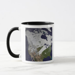 Caneca Cobrir de neve do inverno no hemisfério Norte