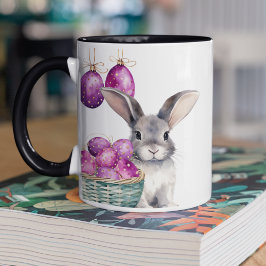 Caneca Coelhinho de Páscoa e Ovos de Páscoa em Cesta