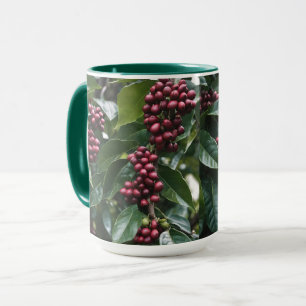 Caneca **"Colheita em Sangue: Feijão de Café na Árvore"**