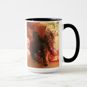 Caneca Collie bonito do Natal, azeitona a OUTRA rena