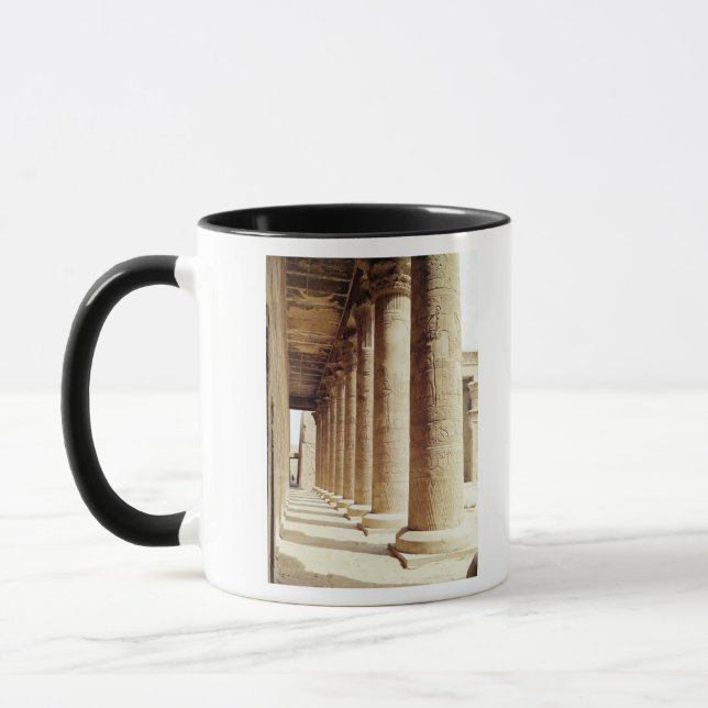 Caneca Colunas no Pronaos do templo de Horus (Esquerda)