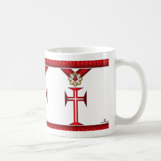 Caneca com a insígnia da Ordem de Cristo