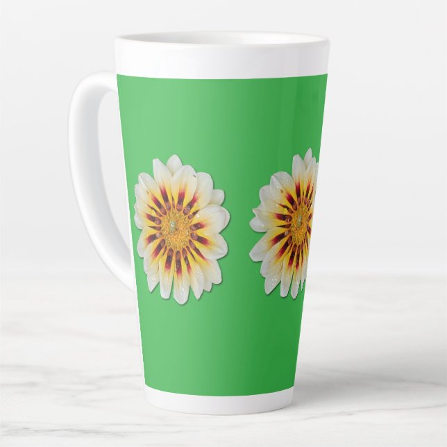 Caneca com Flor Minimalista e Joaninha (Ângulo esquerdo)