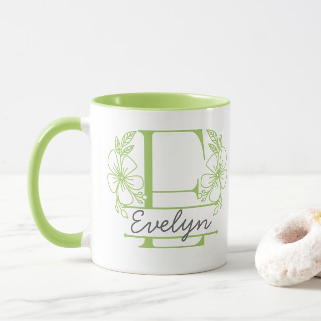 Caneca com Floral Monograma Personalizado Letra E  (Com Donut)