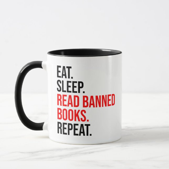 Caneca Coma. Durma. Leia Livros Banidos. Repetir (Esquerda)