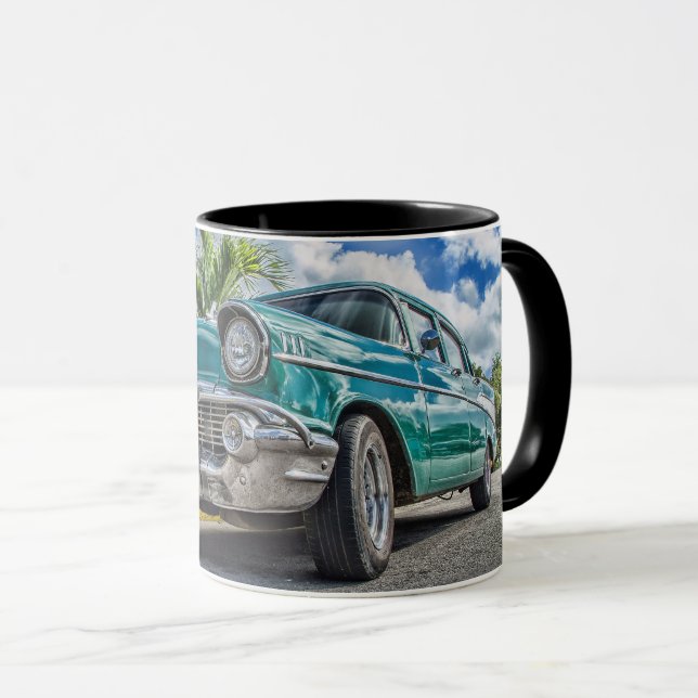 Caneca Combo Clássico Carro Chevrolet Preto 11 oz (Frente Esquerda)