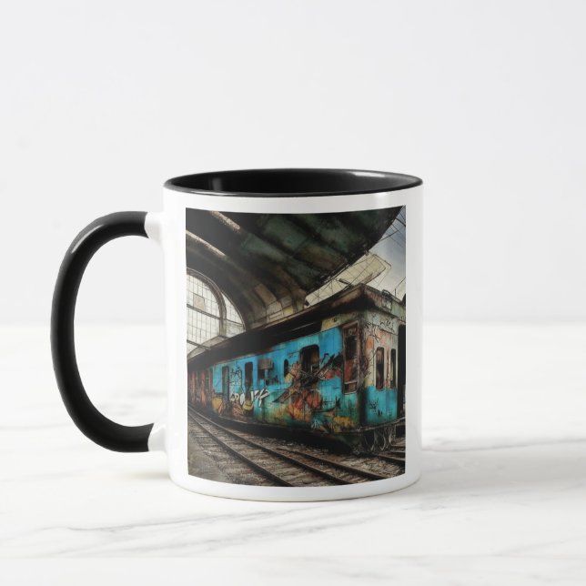 Caneca Comboio abandonado com arte urbana de Grafite (Esquerda)