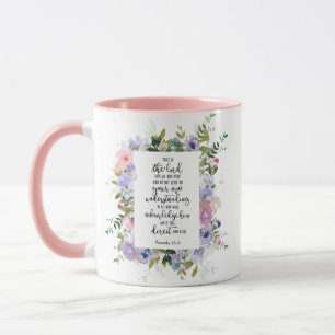 Caneca Confie no Senhor floral  
