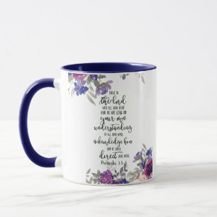 Caneca Confie no Senhor floral