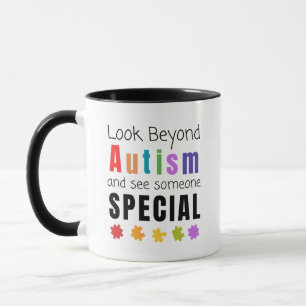 Caneca Conscientização do Autismo Pessoas Autistas Olham 