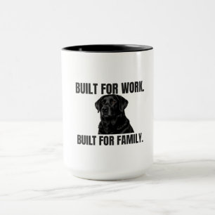 Caneca Construído para o Trabalho. Construído para a Famí