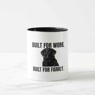 Caneca Construído para o Trabalho. Construído para a Famí