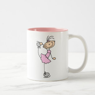 Caneca cor-de-rosa da menina do patinagem no gelo