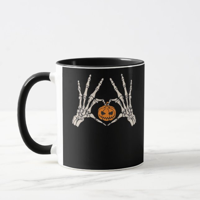 Caneca Coração Da Mão E Pumpkin Engraçado Hallow (Esquerda)