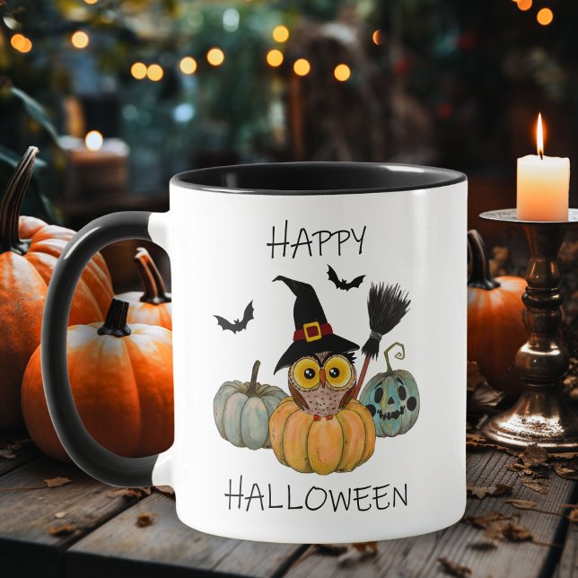 Caneca Coruja de Bruxas Bonita com Pumpkins Feliz Dia das (Cute Witch Owl with Pumpkins Happy Halloween Mug)